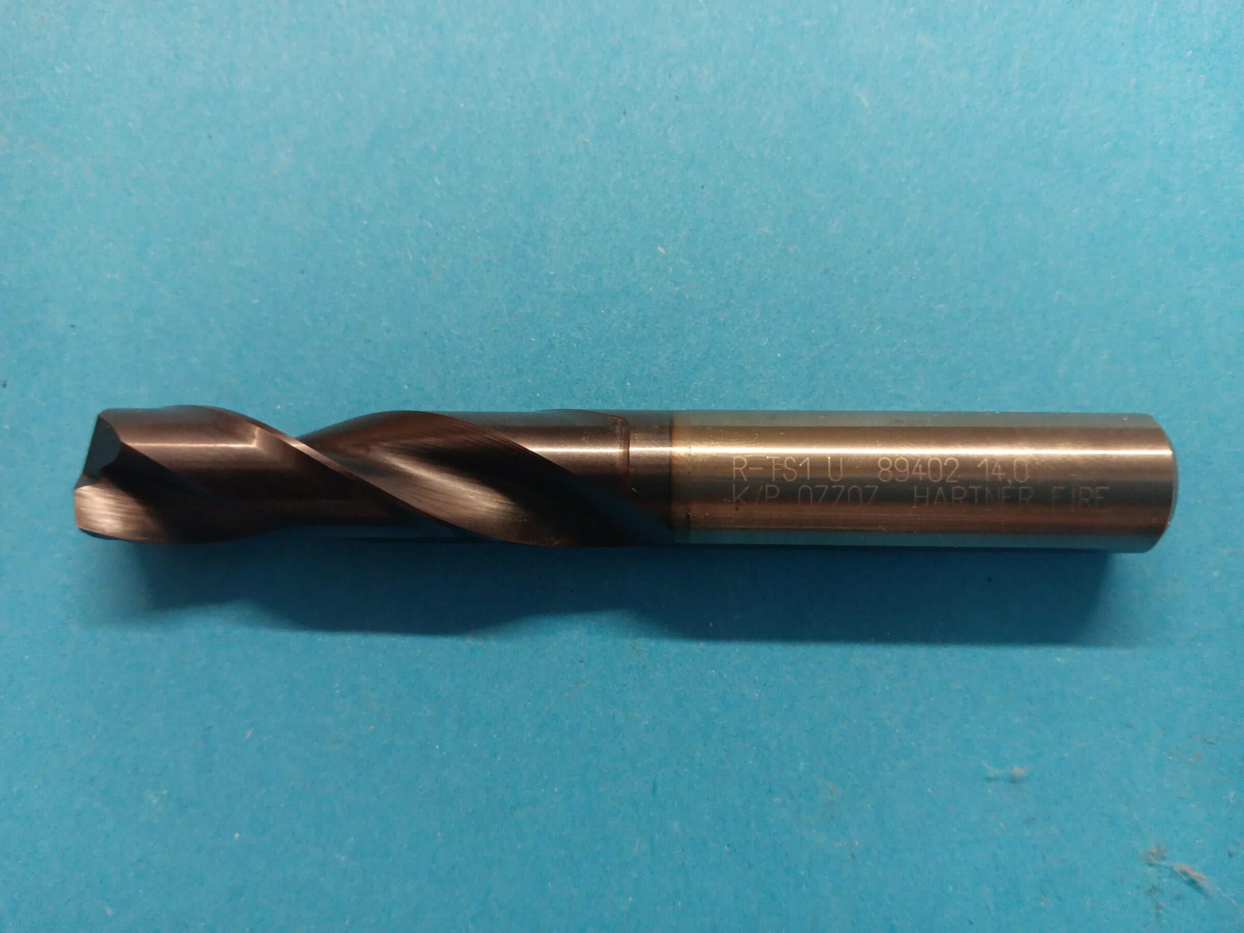 Hartner TS-Drill R-TS1 – monolitní tvrdokovový vrták, D14,0 mm, povlak FIRE, bez vnitřního chlazení, ISO K/P