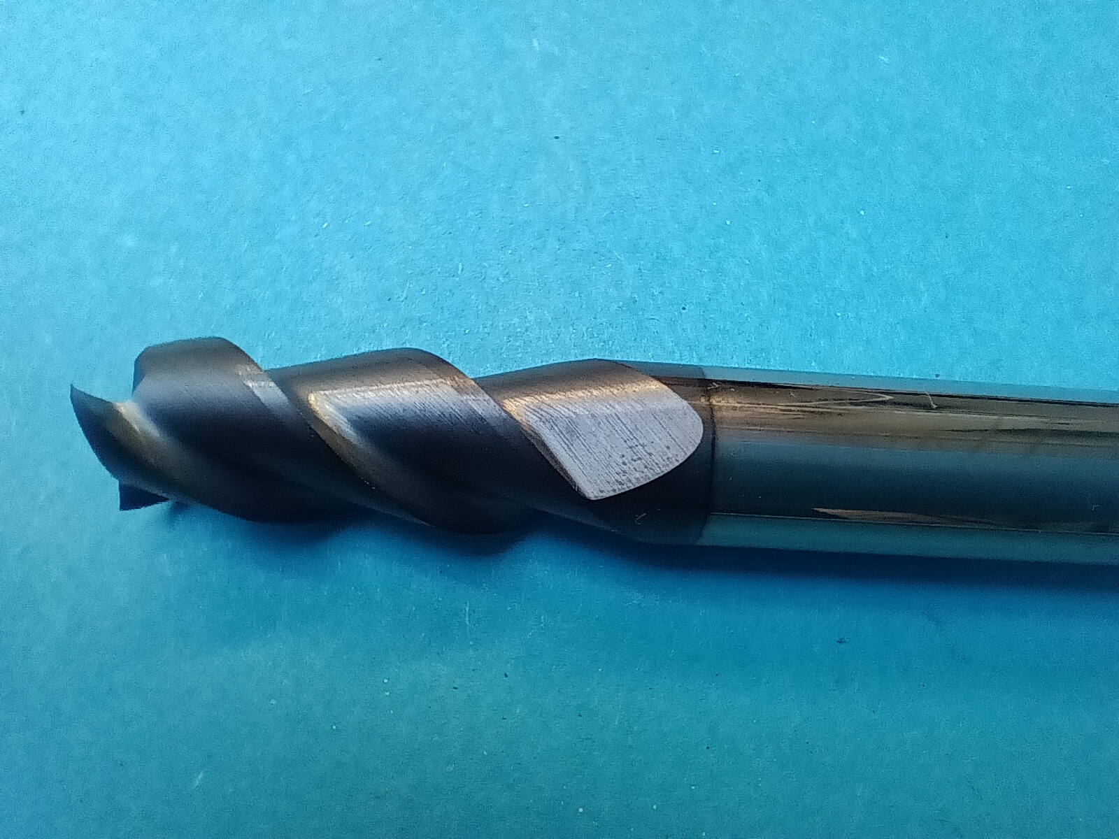 Tvrdokovová fréza stopková K-tools D10 TiAlN 11330 10x22 MG10 - Obrázek 3