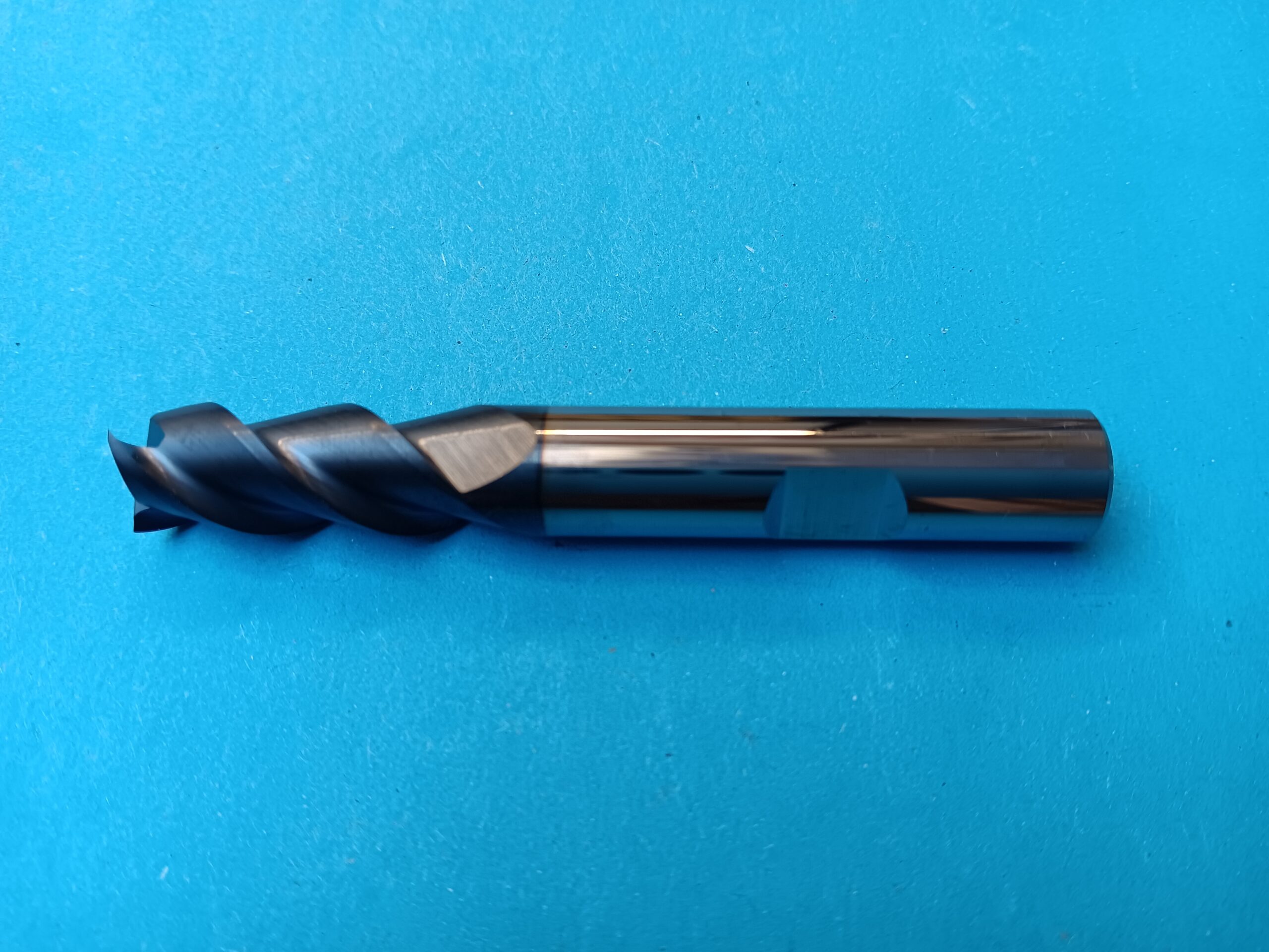 Tvrdokovová fréza stopková K-tools D10 TiAlN 11330 10x22 MG10 - Obrázek 5